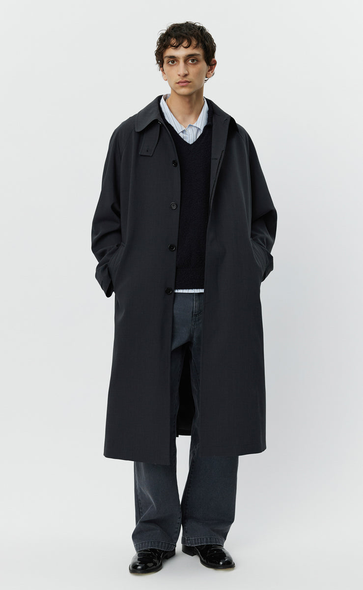 InstallationCoat_DarkGreyWool_