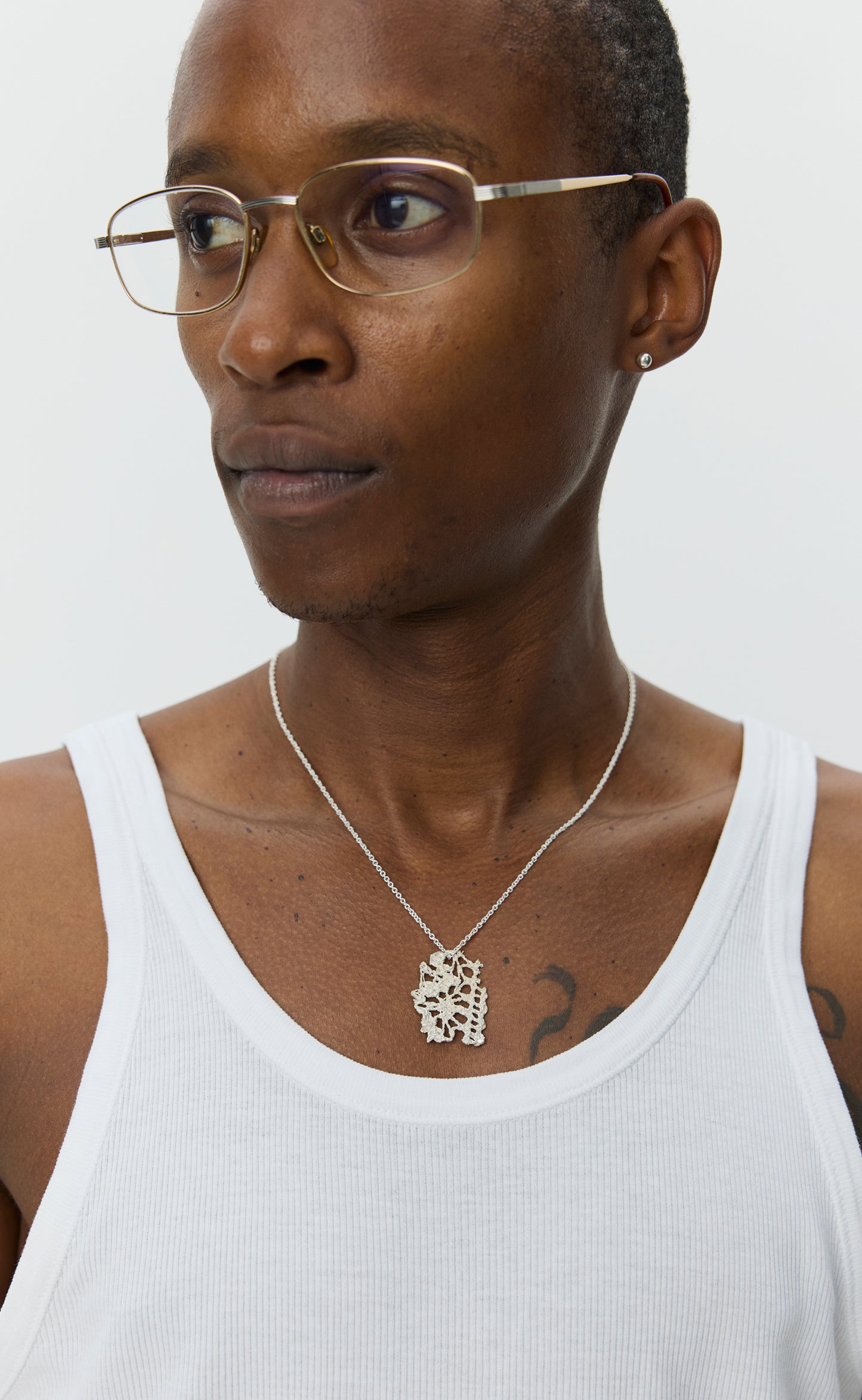 Lace Pendant Necklace - Brushed Silver