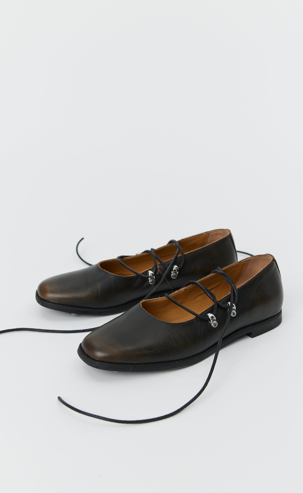 Laced Ballerina - Vintage Brown