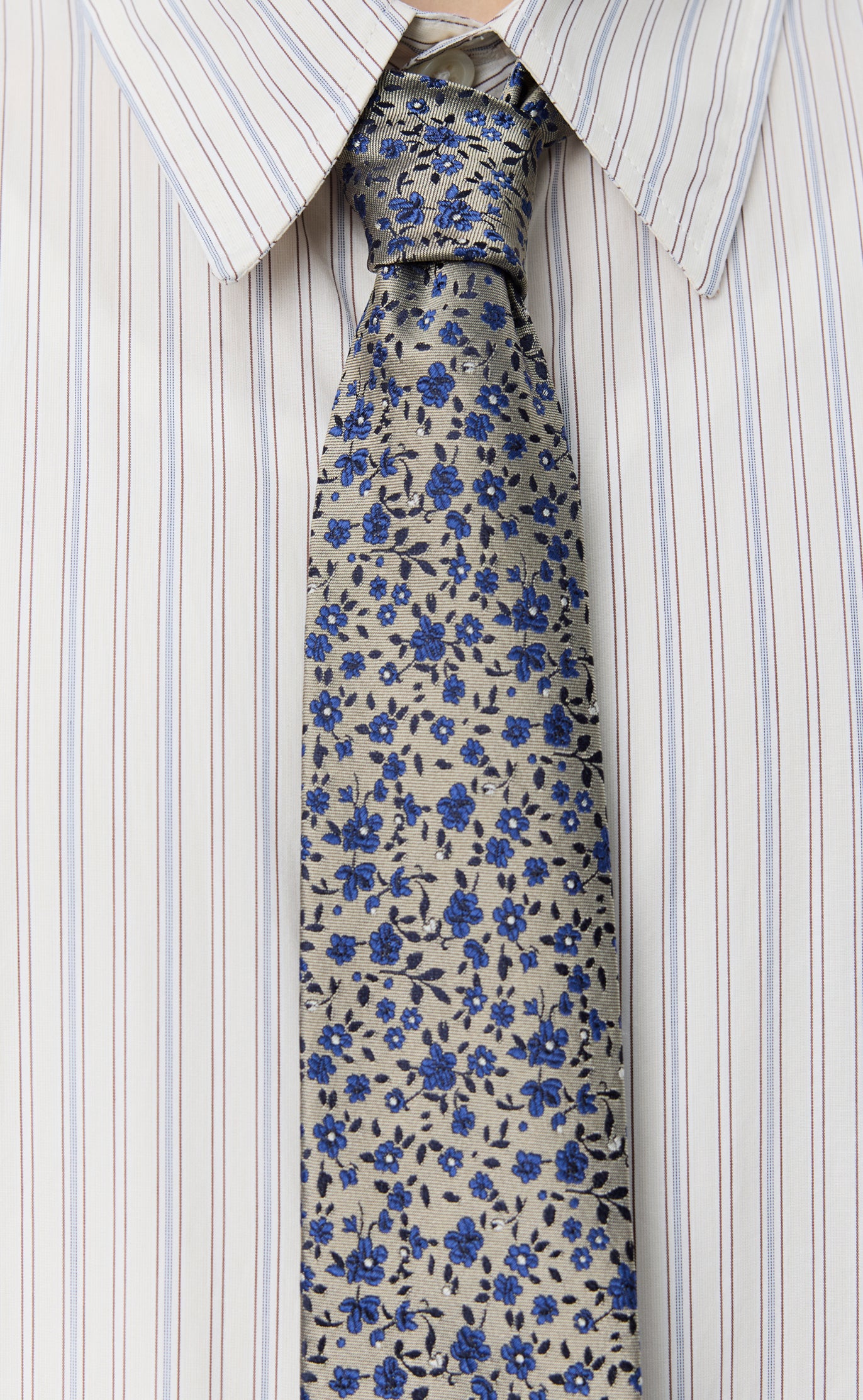 Banquet Tie - Blue Meadow