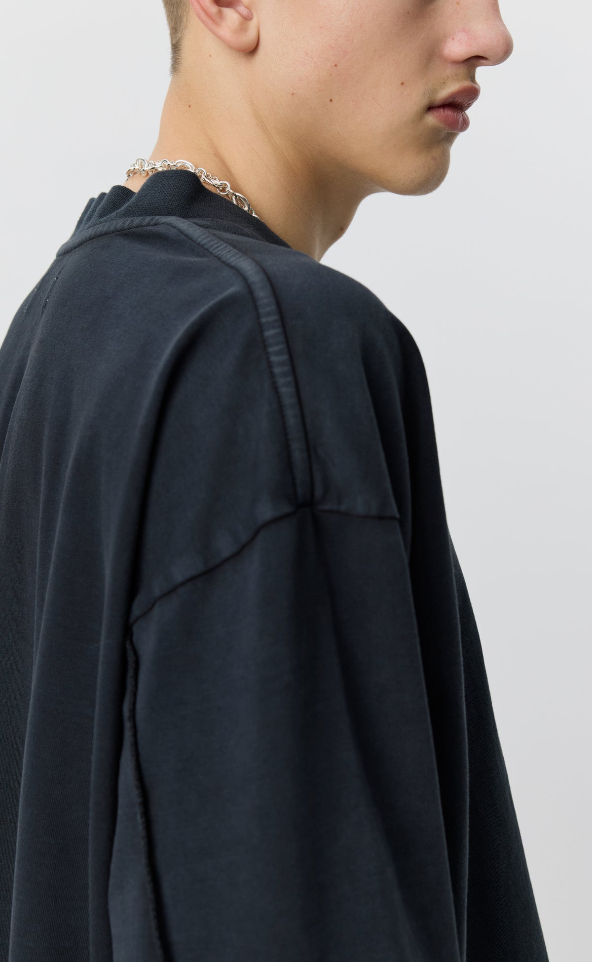 Browsing LS Tee - Vintage Black