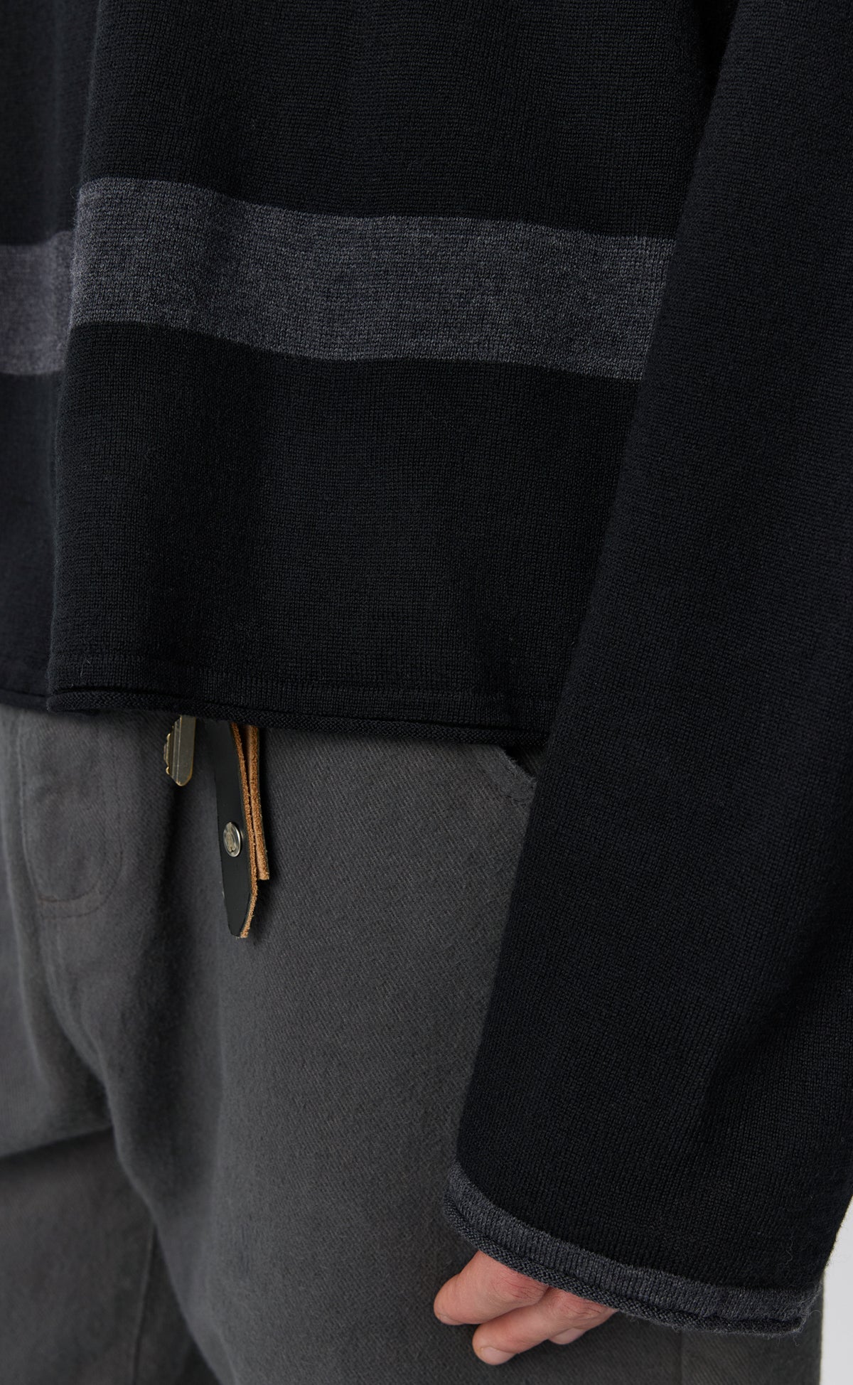 Cone O-Neck Sweater - Black Merino
