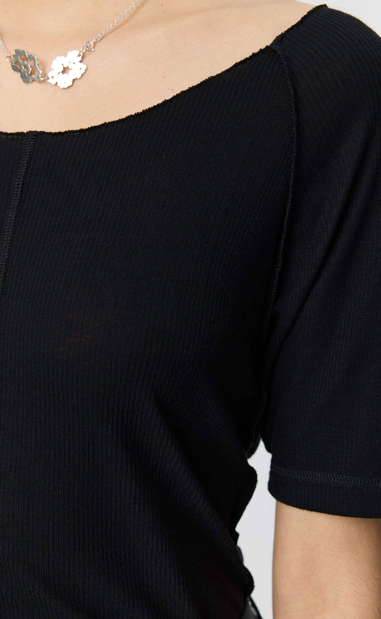 Flatlock Raglan Tee - Black Rib