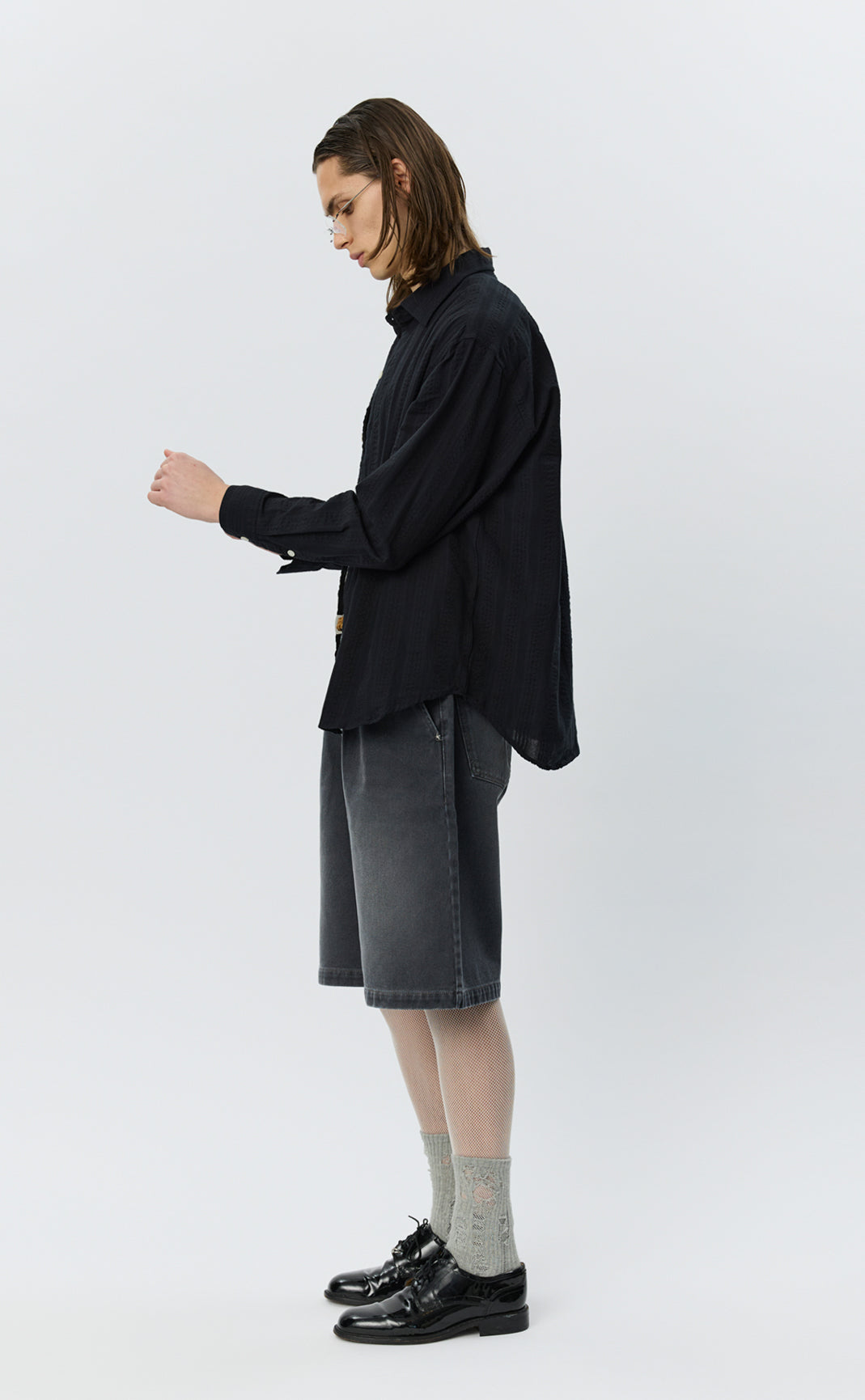Generous Shirt - Black Wavy Stripe