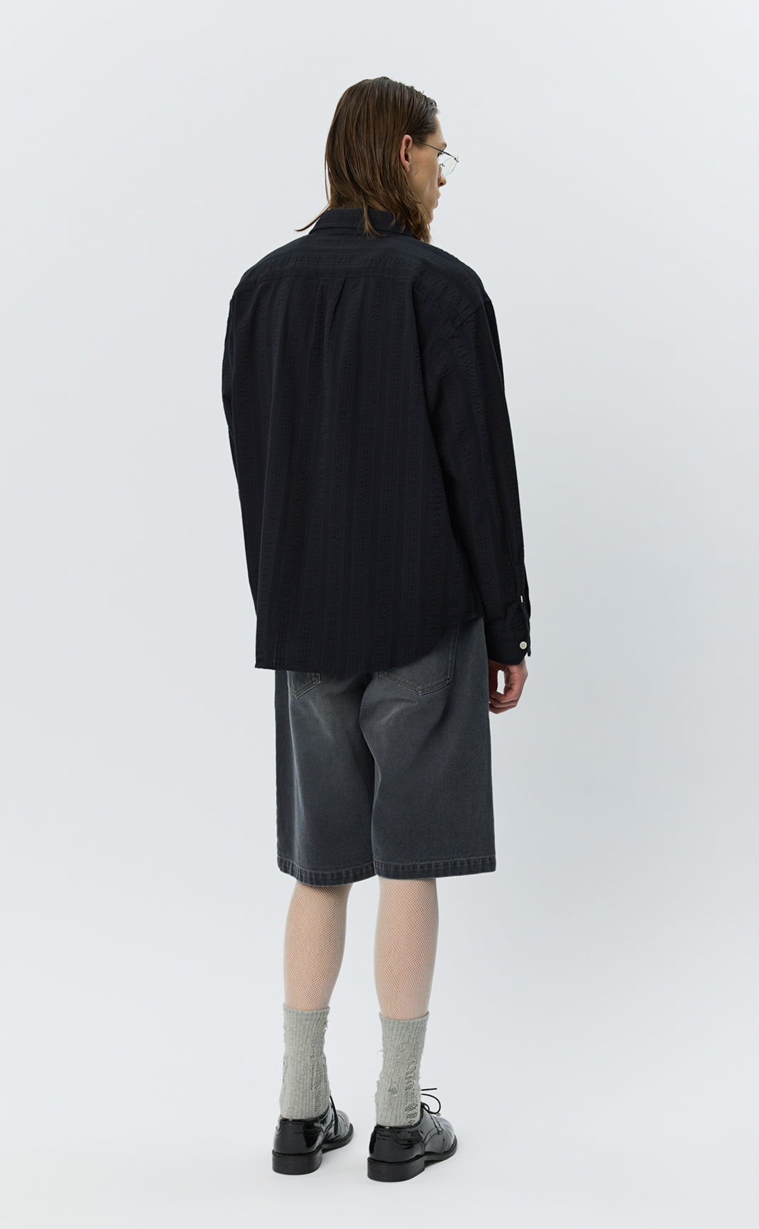 Generous Shirt - Black Wavy Stripe