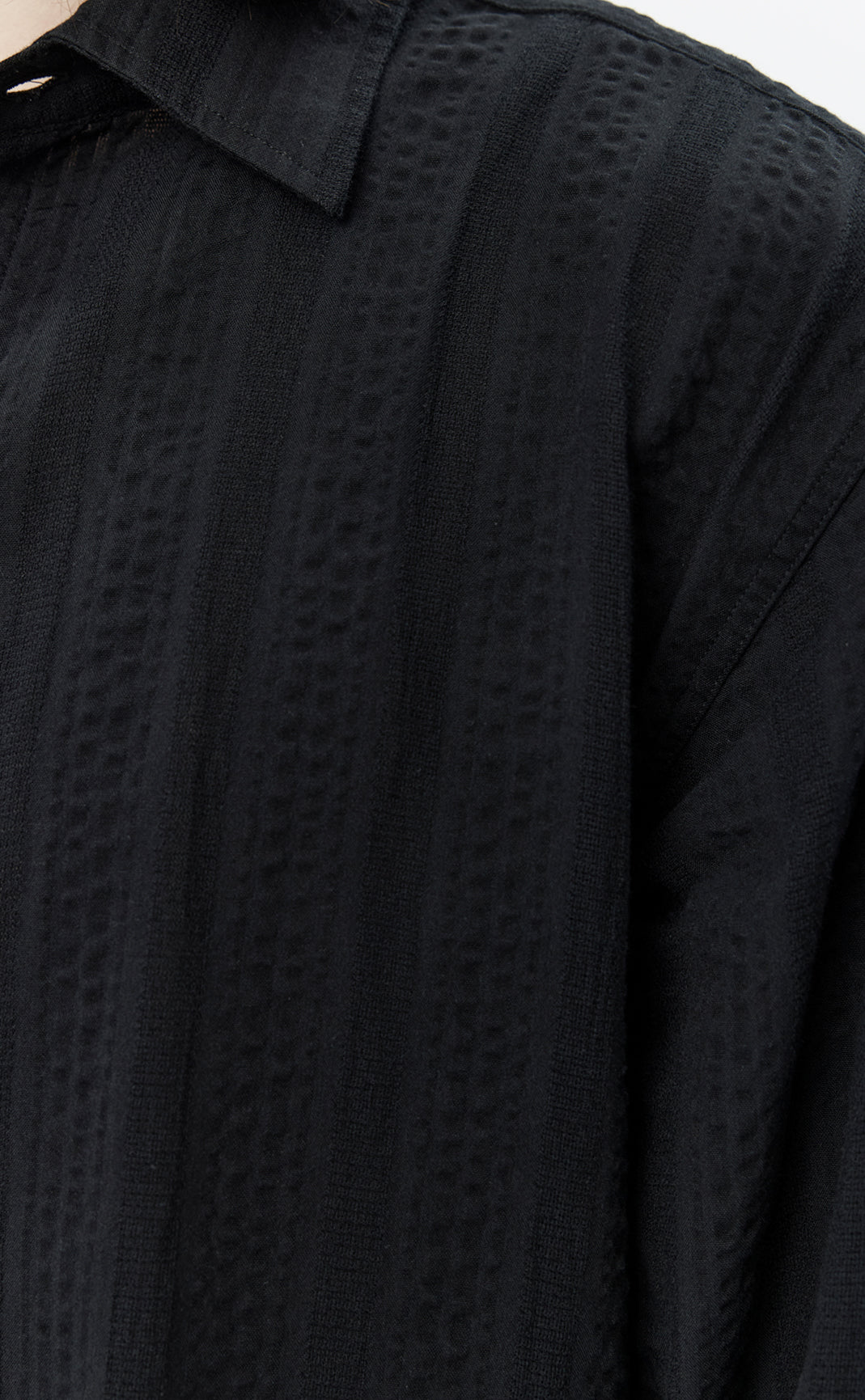 Generous Shirt - Black Wavy Stripe