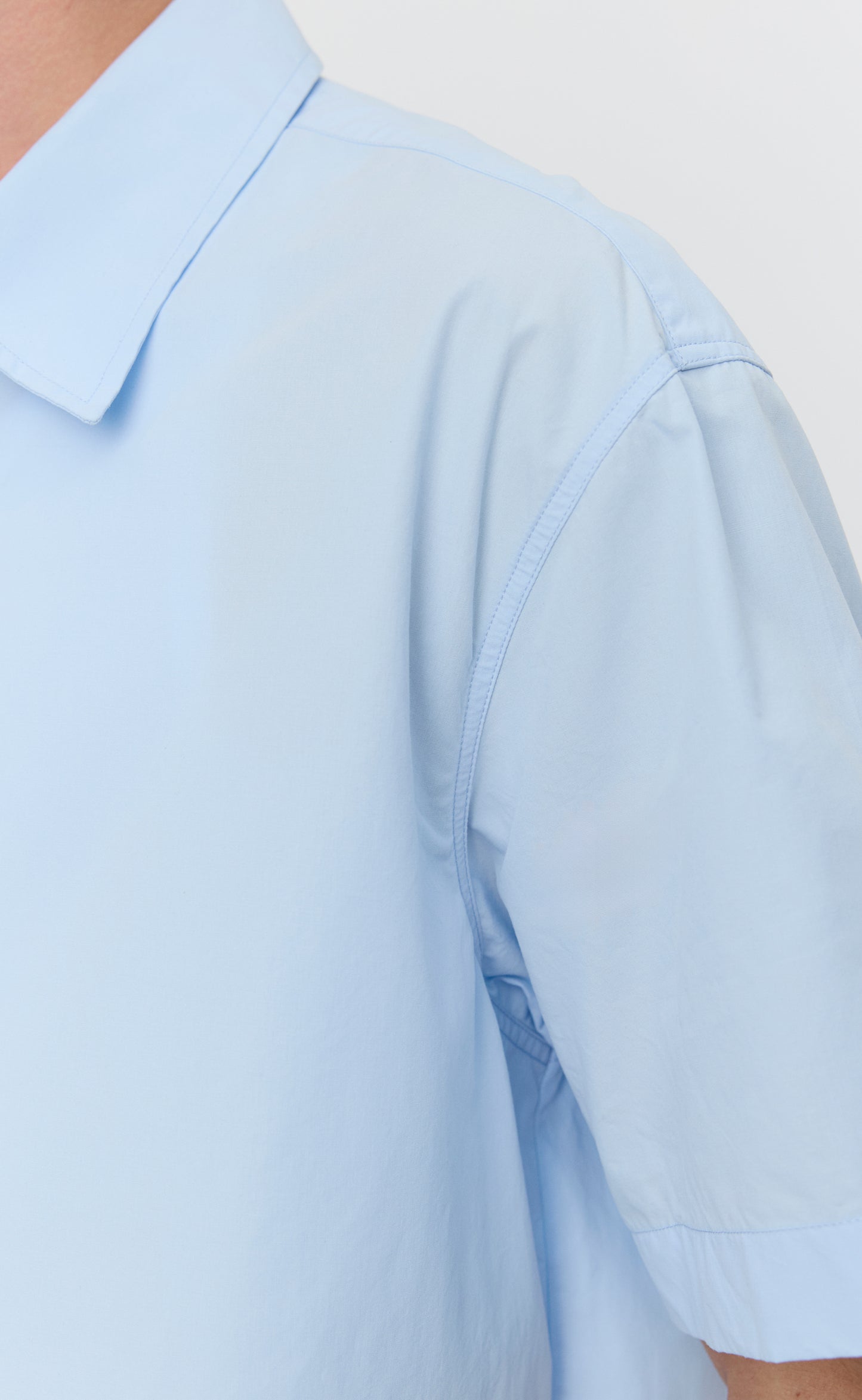 Holiday Shirt - Light Blue