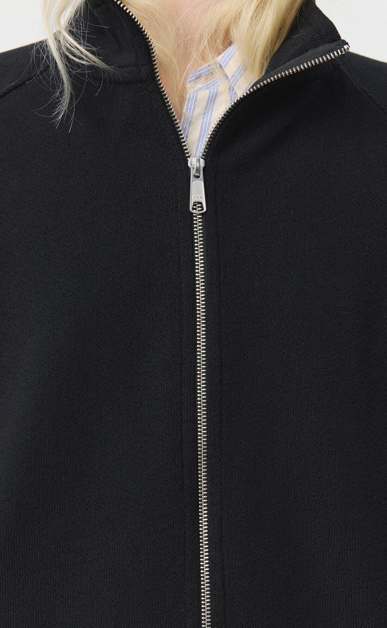 Leisure Zip Up - Black Needle Jump