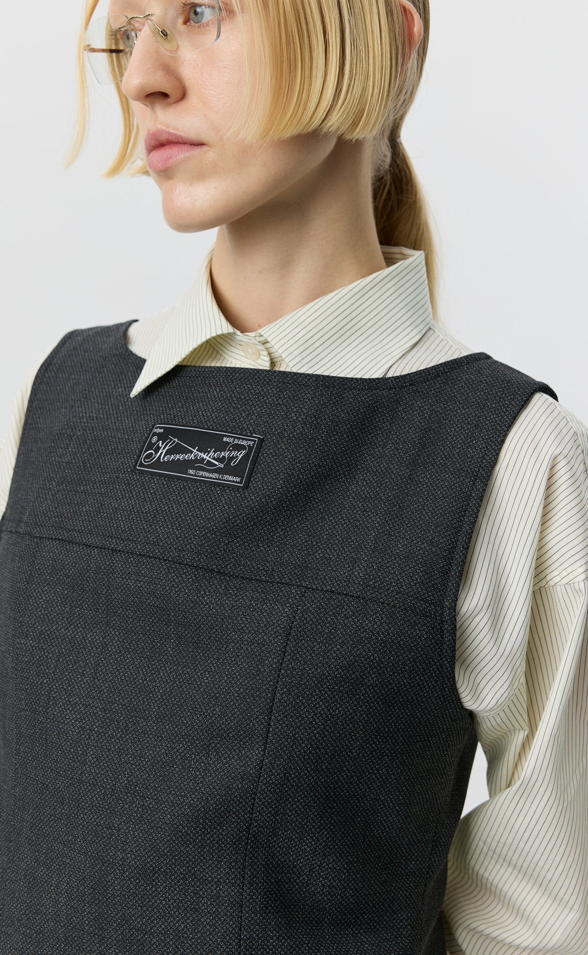 Palettes Vest - Dark Grey Birdseye Wool