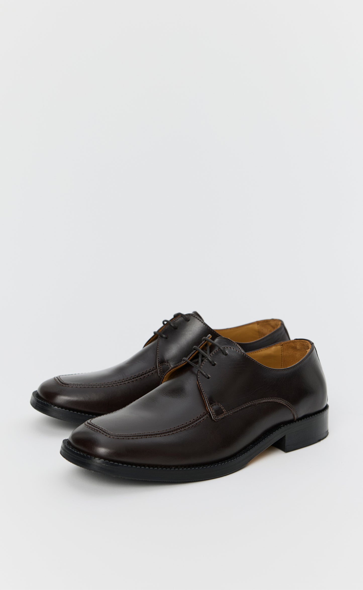 Reunion Derby - Dark Brown