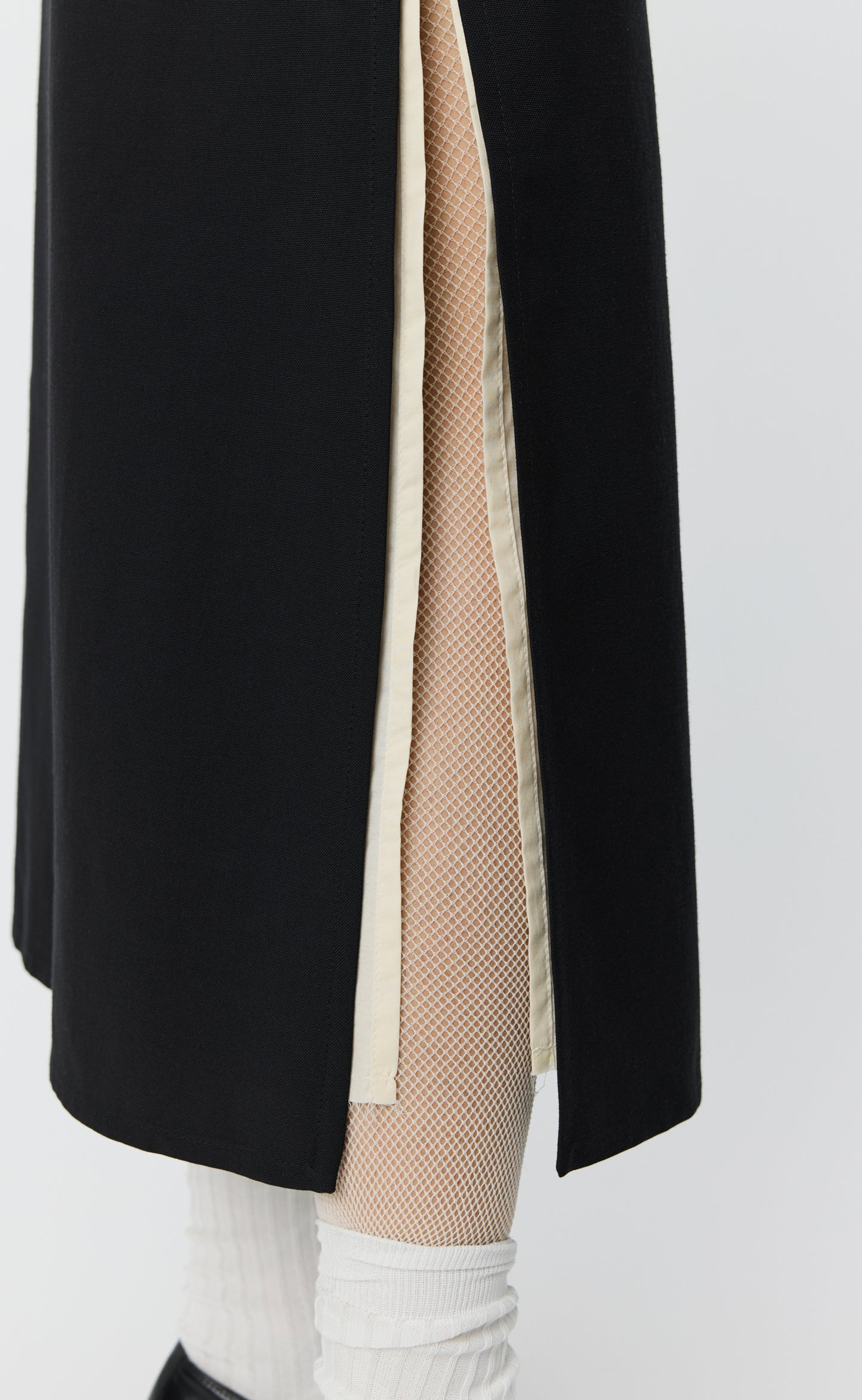 Tab Skirt - Muted Black