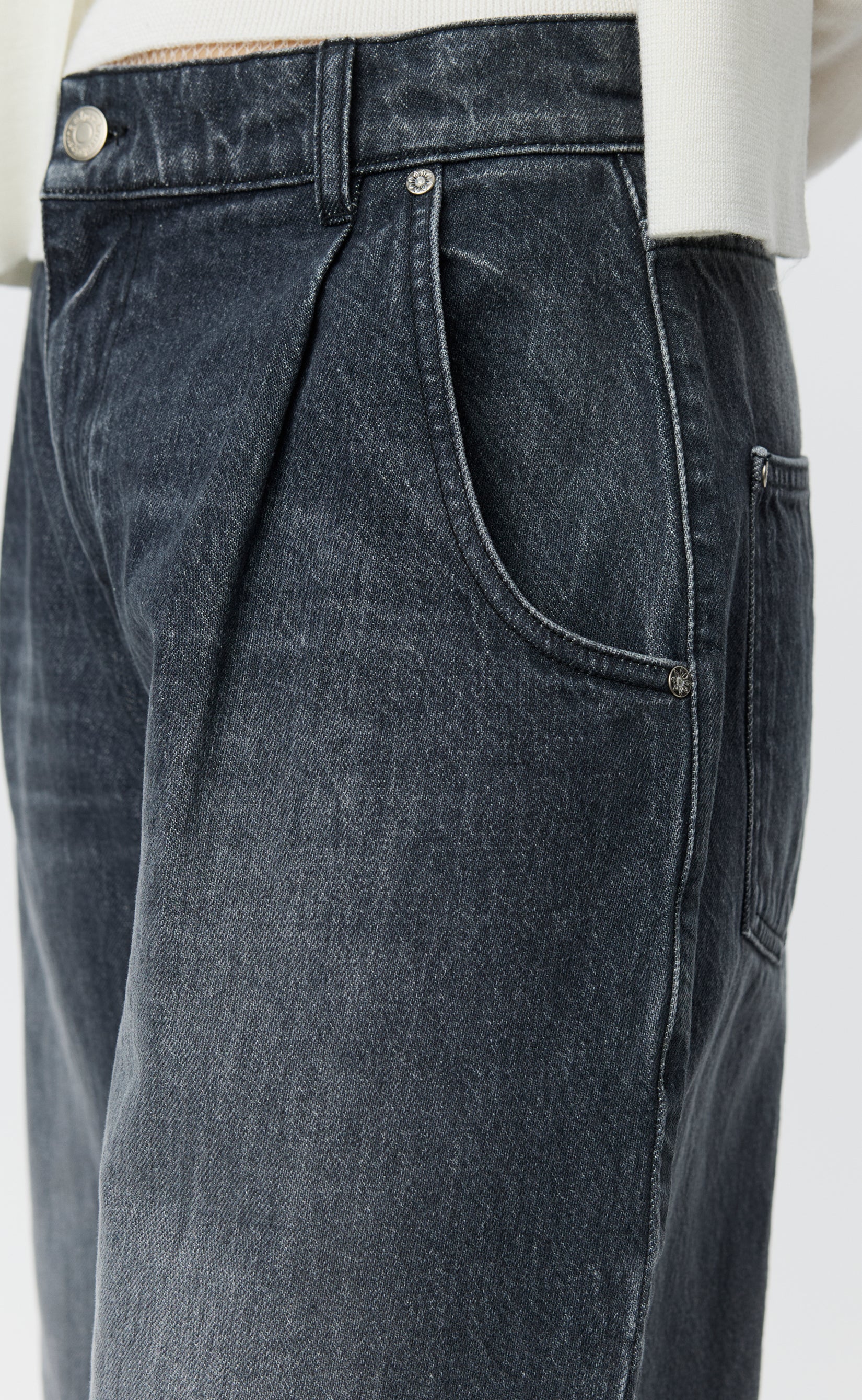 パンツ rivet shorts stone washed Rivet Shorts - Stonewashed Grey – mfpen
