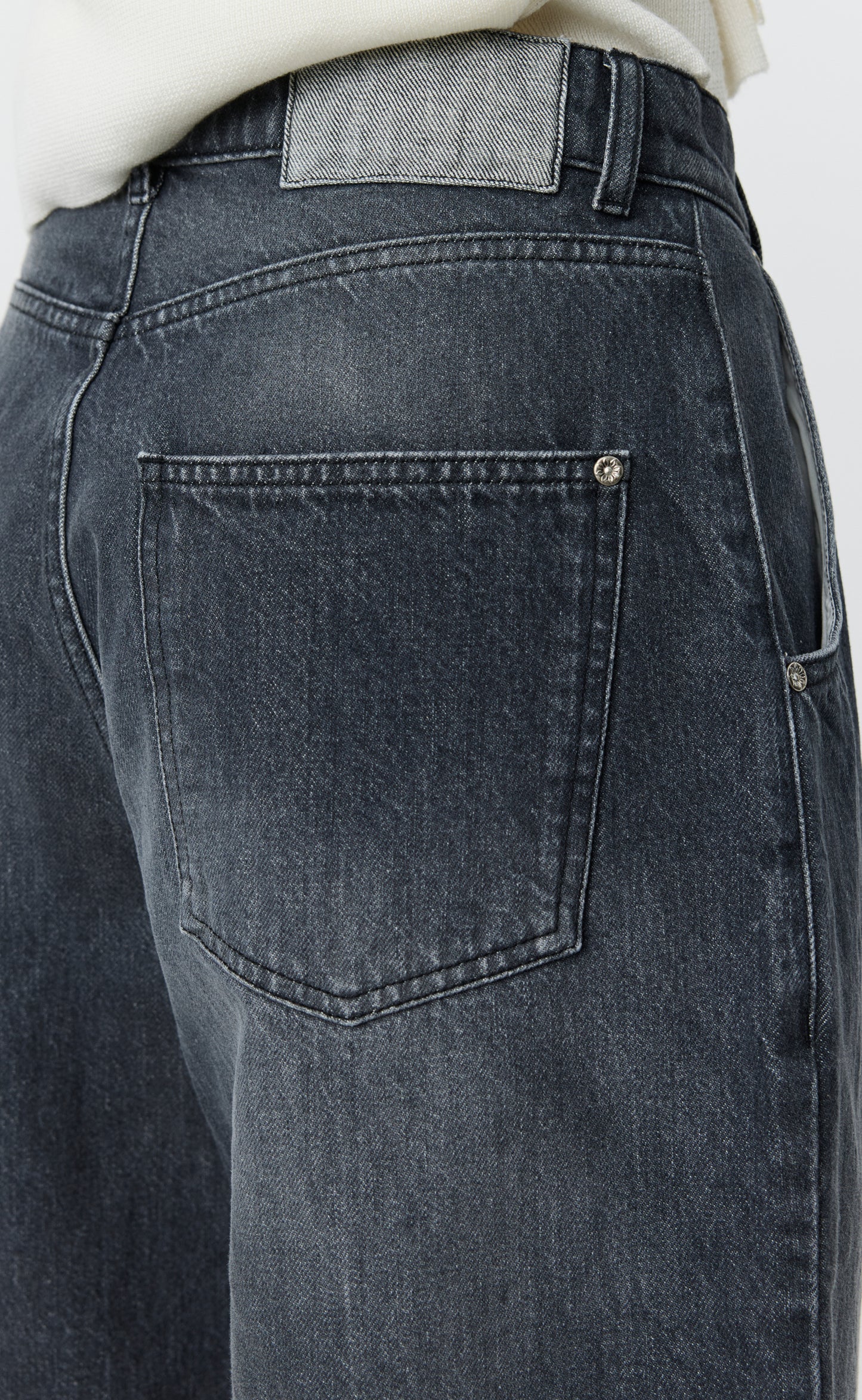 Rivet Shorts - Stonewashed Grey