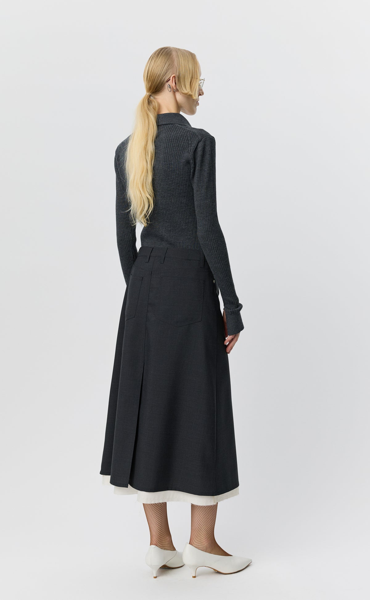 Rivet Vent Skirt - Dark Grey Dry Wool