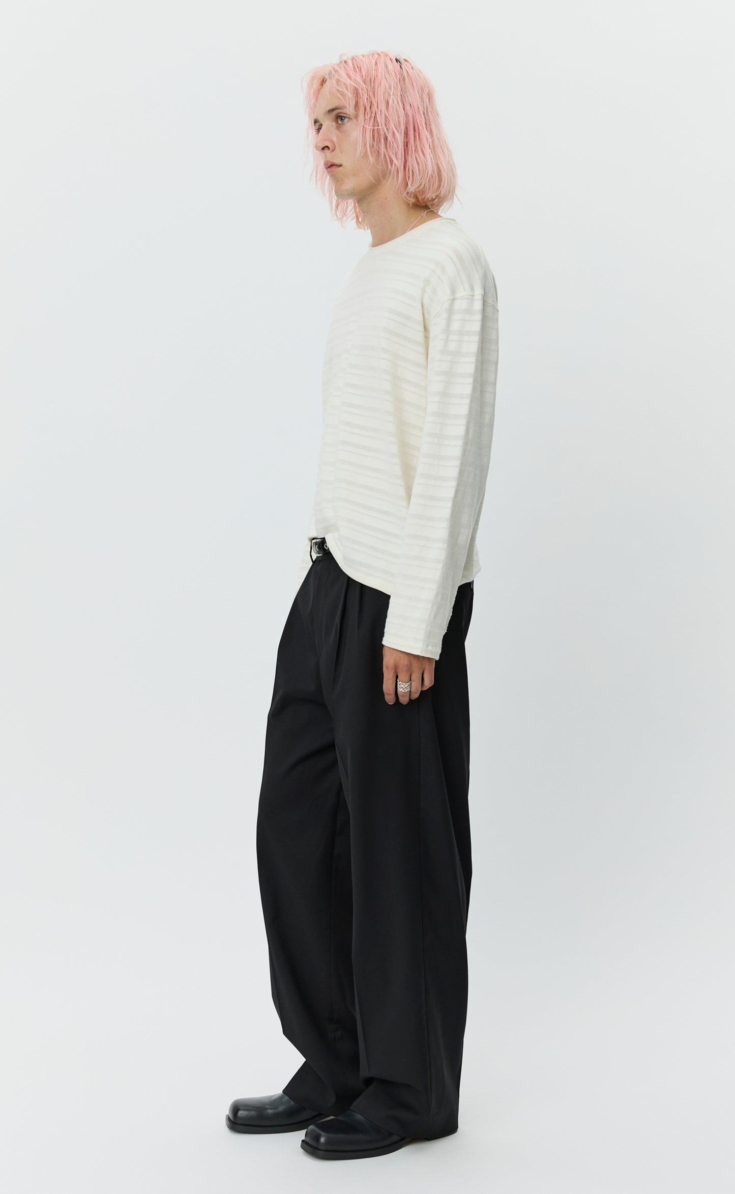 Round Neck Sweater - Off White Stripe