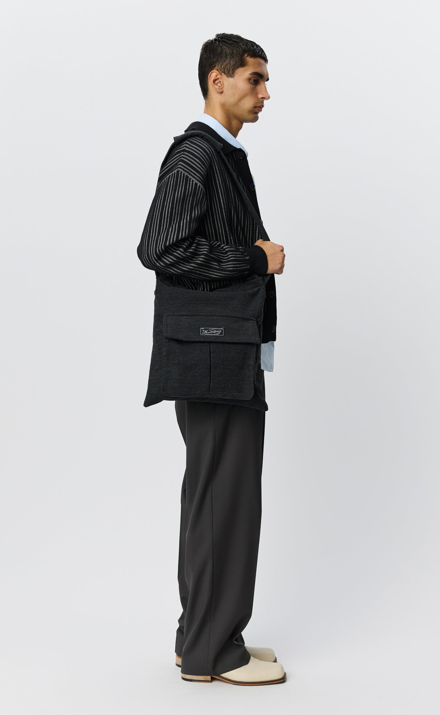 Routine Shoulder Bag - Anthracite Brushed Twill