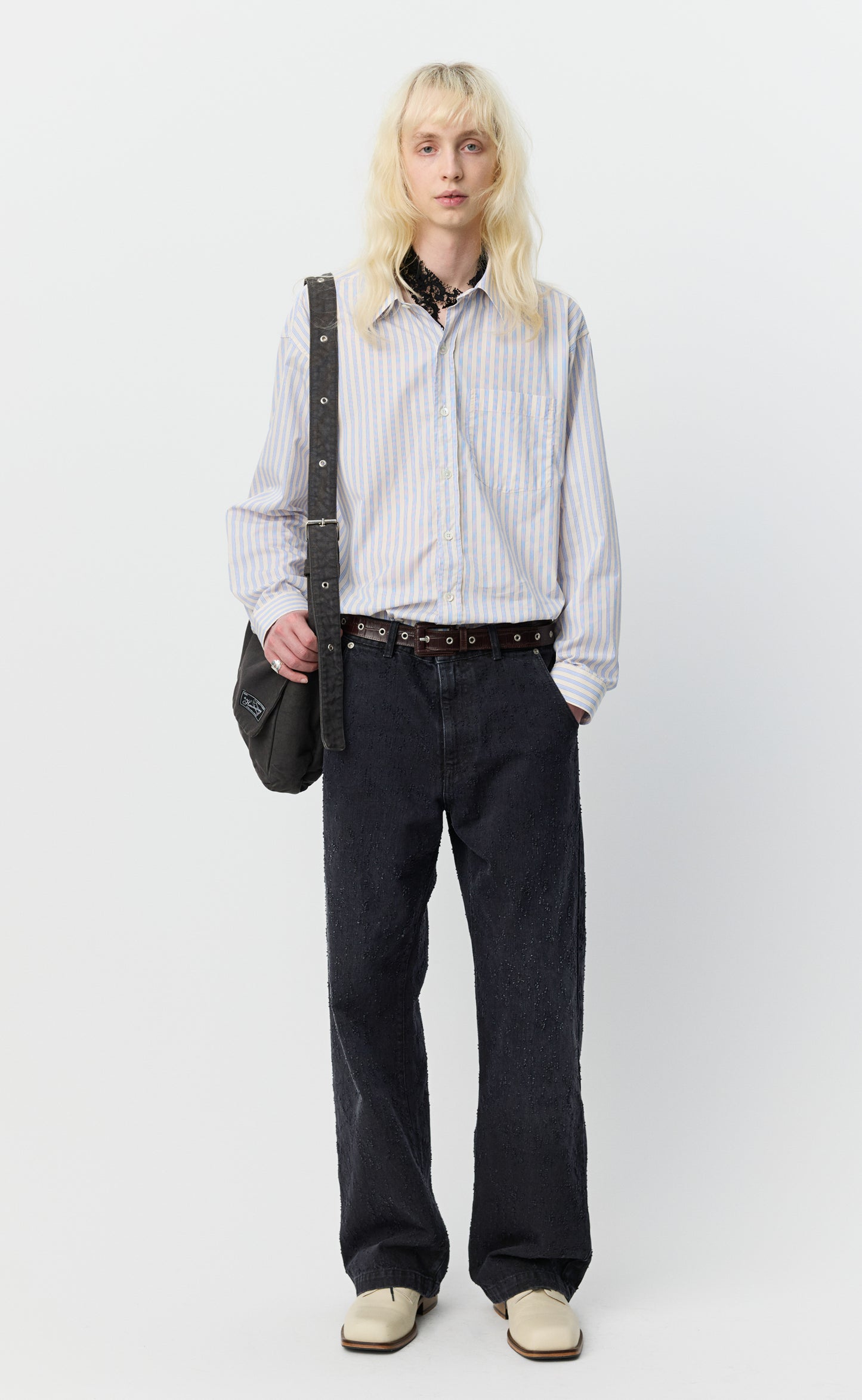 Straight Cut Jeans - Faded Black Punch Out