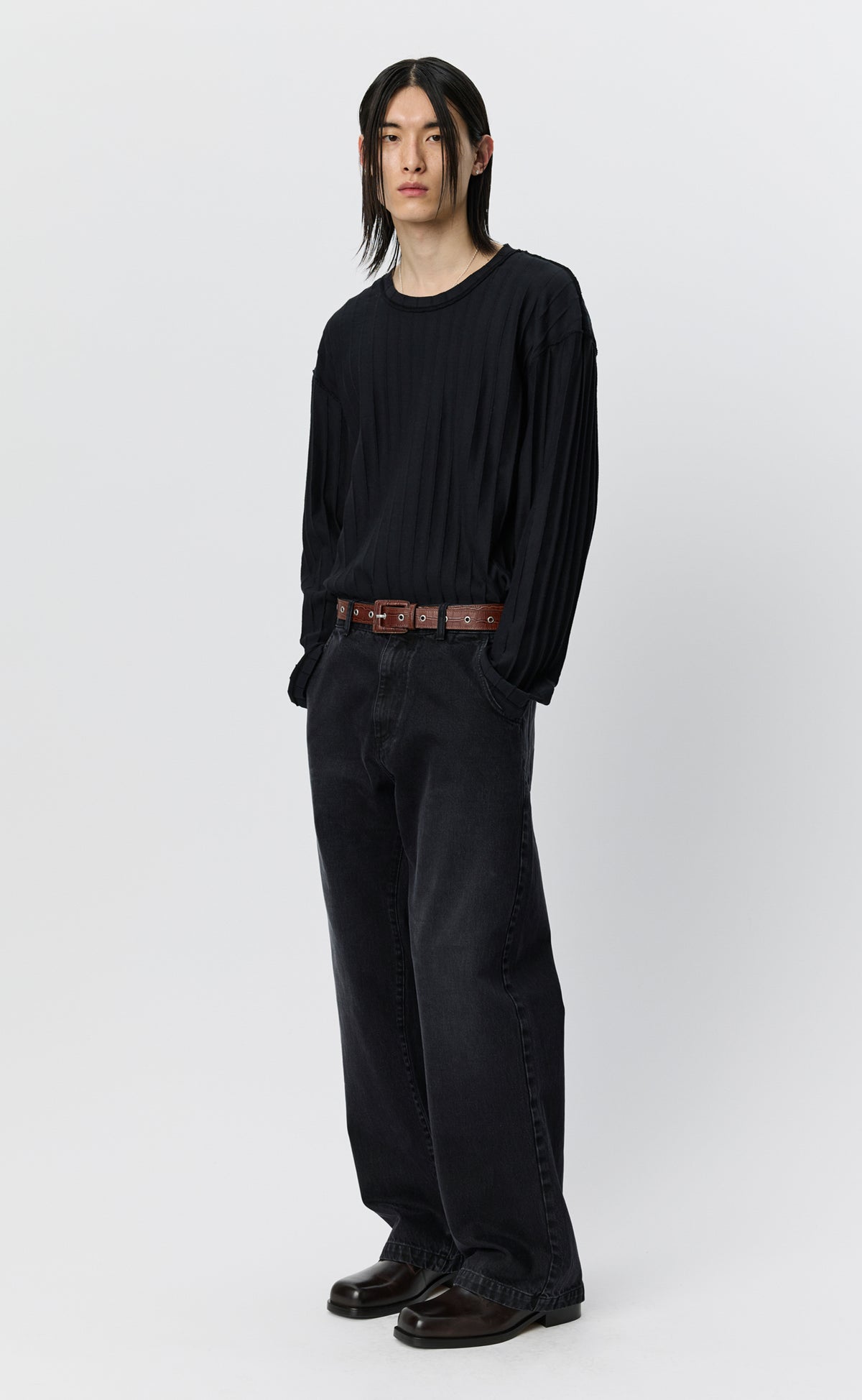 Straight Cut Jeans - Faded Black