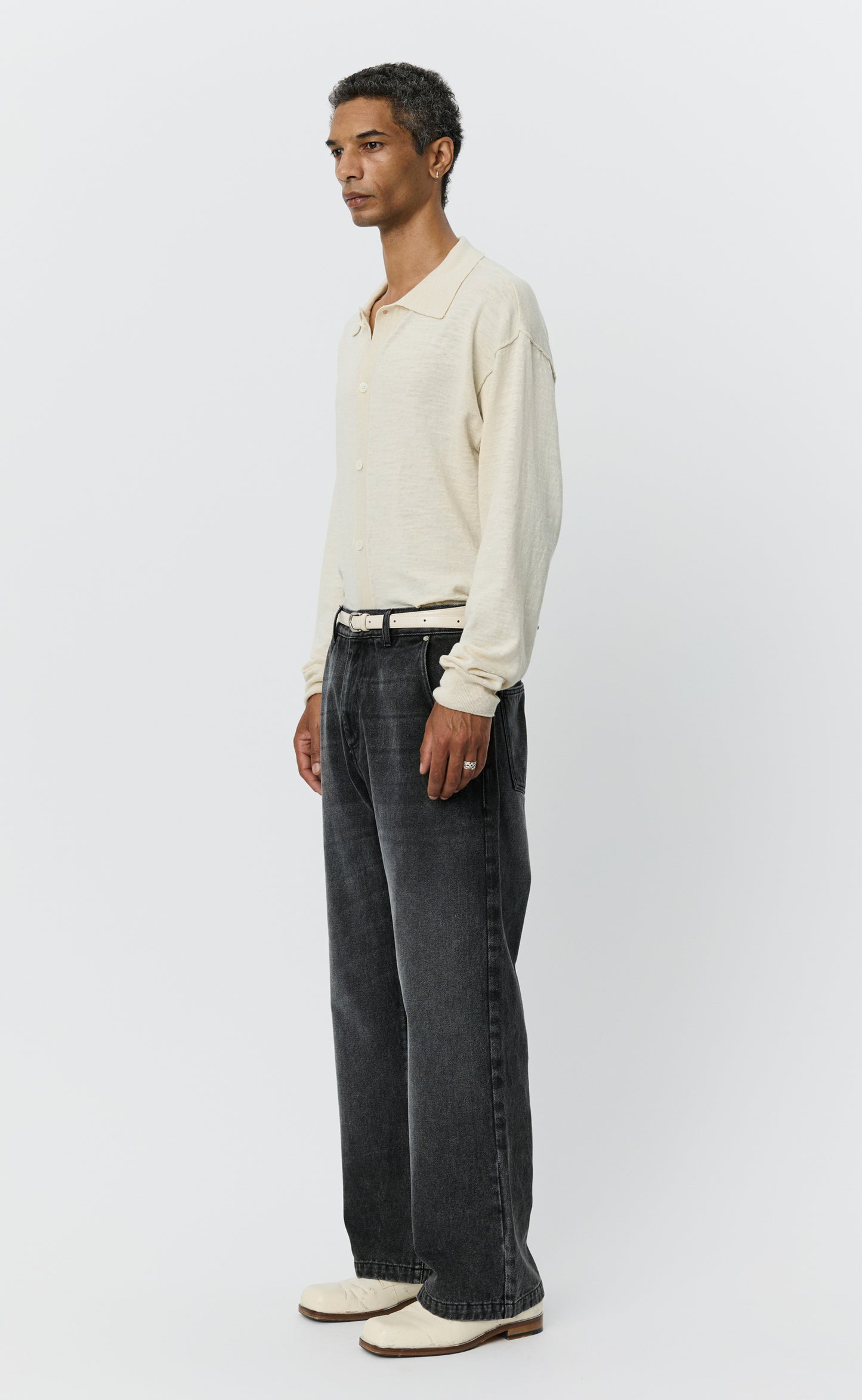 Straight Cut Jeans - Stonewashed Black