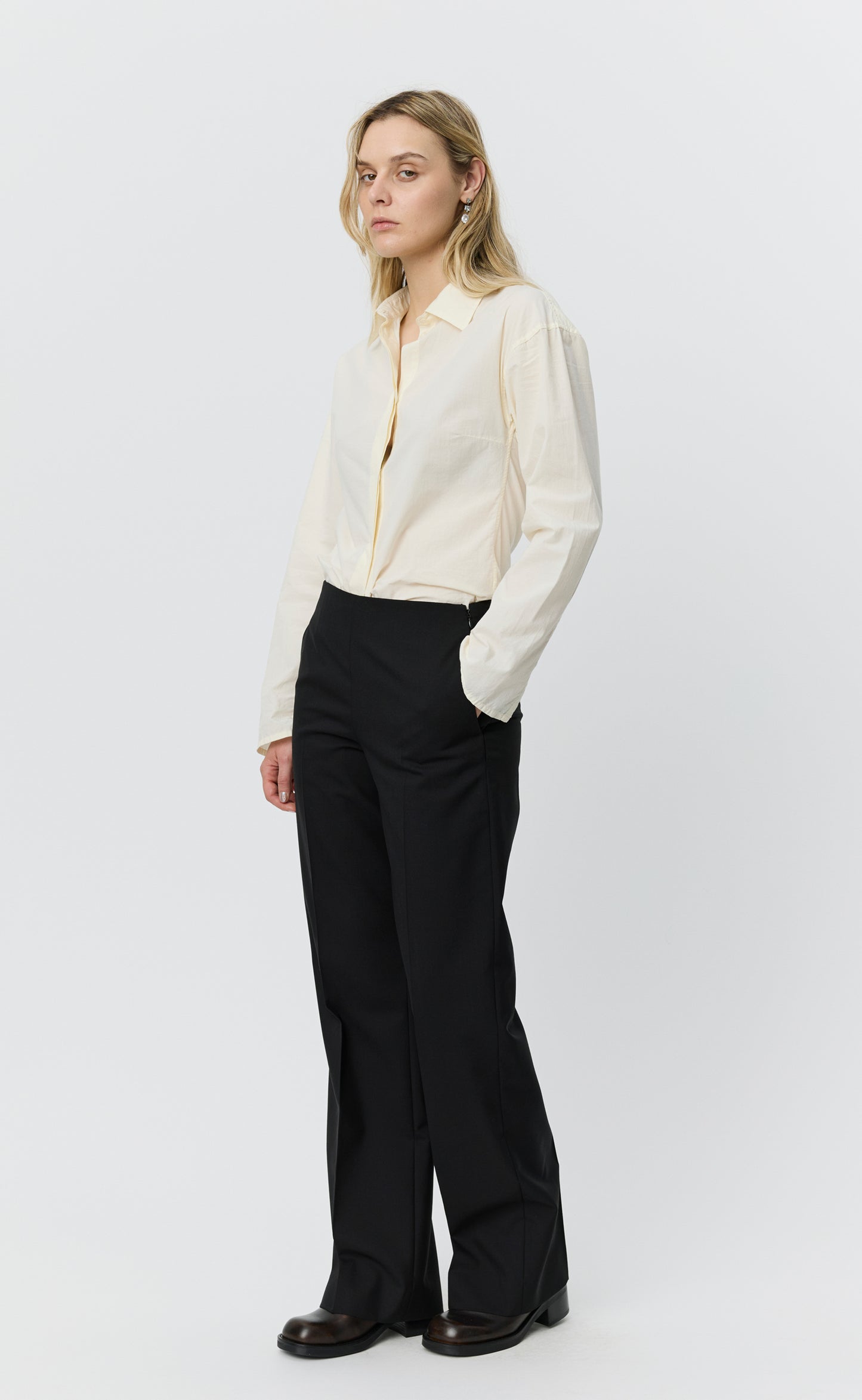 Taper Trousers - Black Tropical Wool