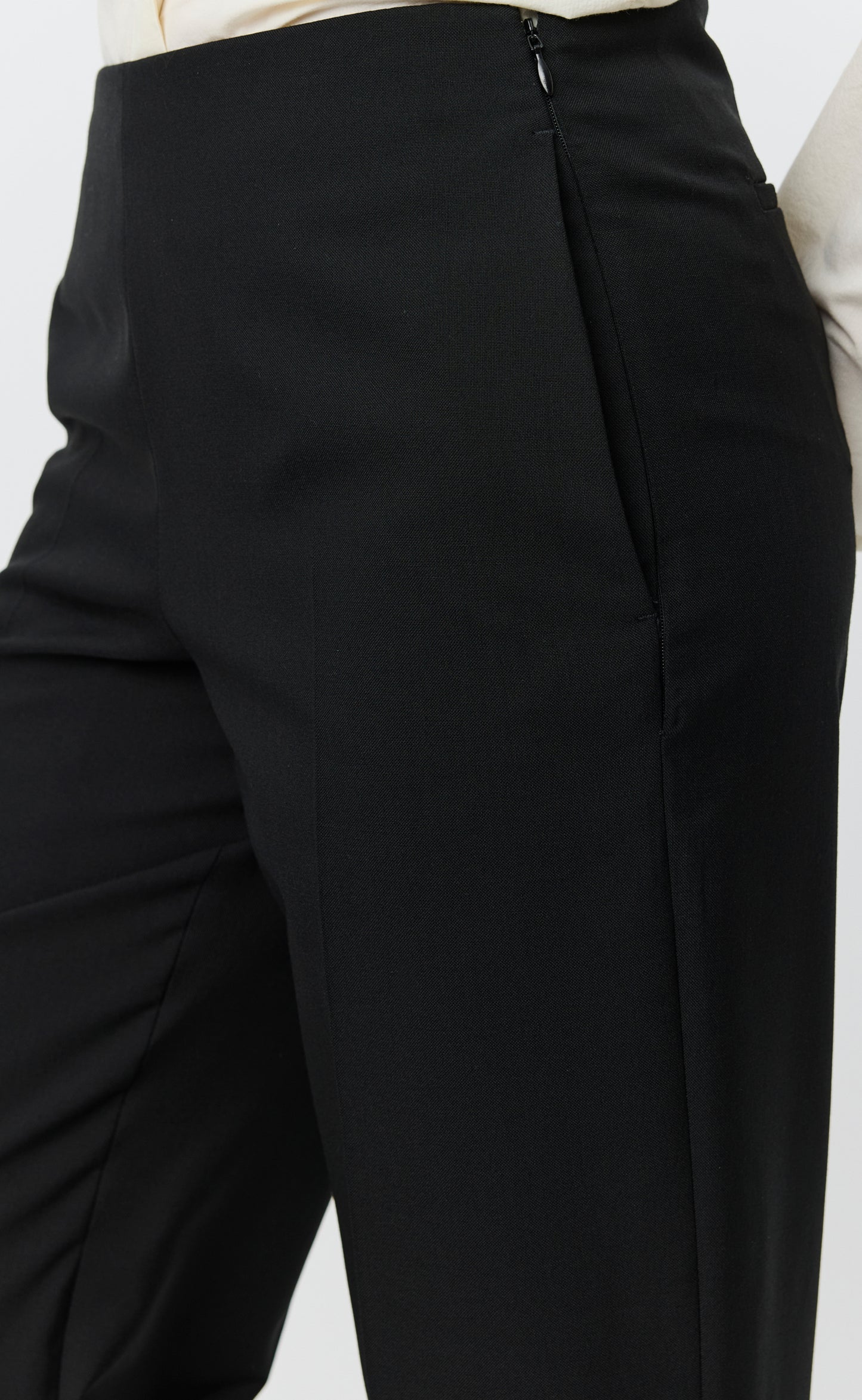 Taper Trousers - Black Tropical Wool