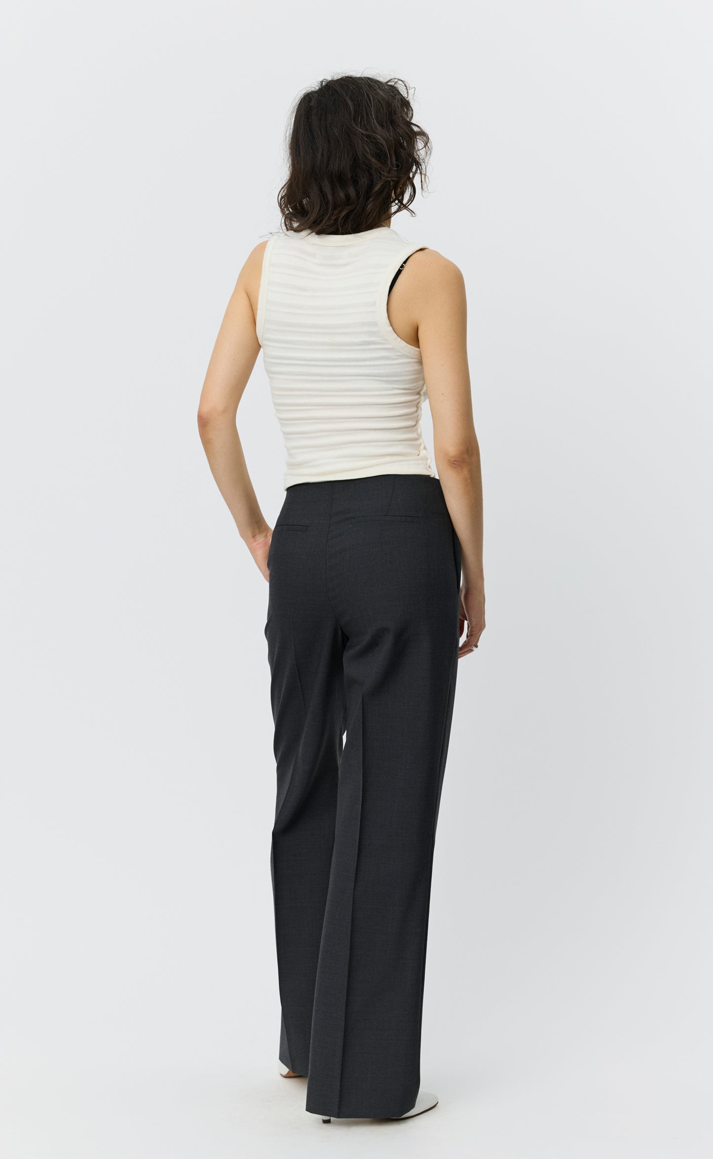 V-Neck Tank Top - Off White Stripe