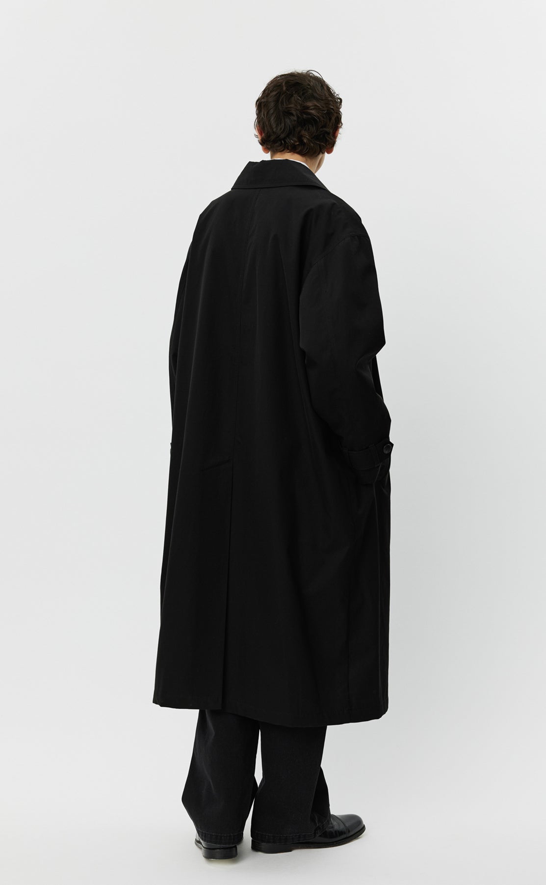 Venture Coat - Black Gabardine