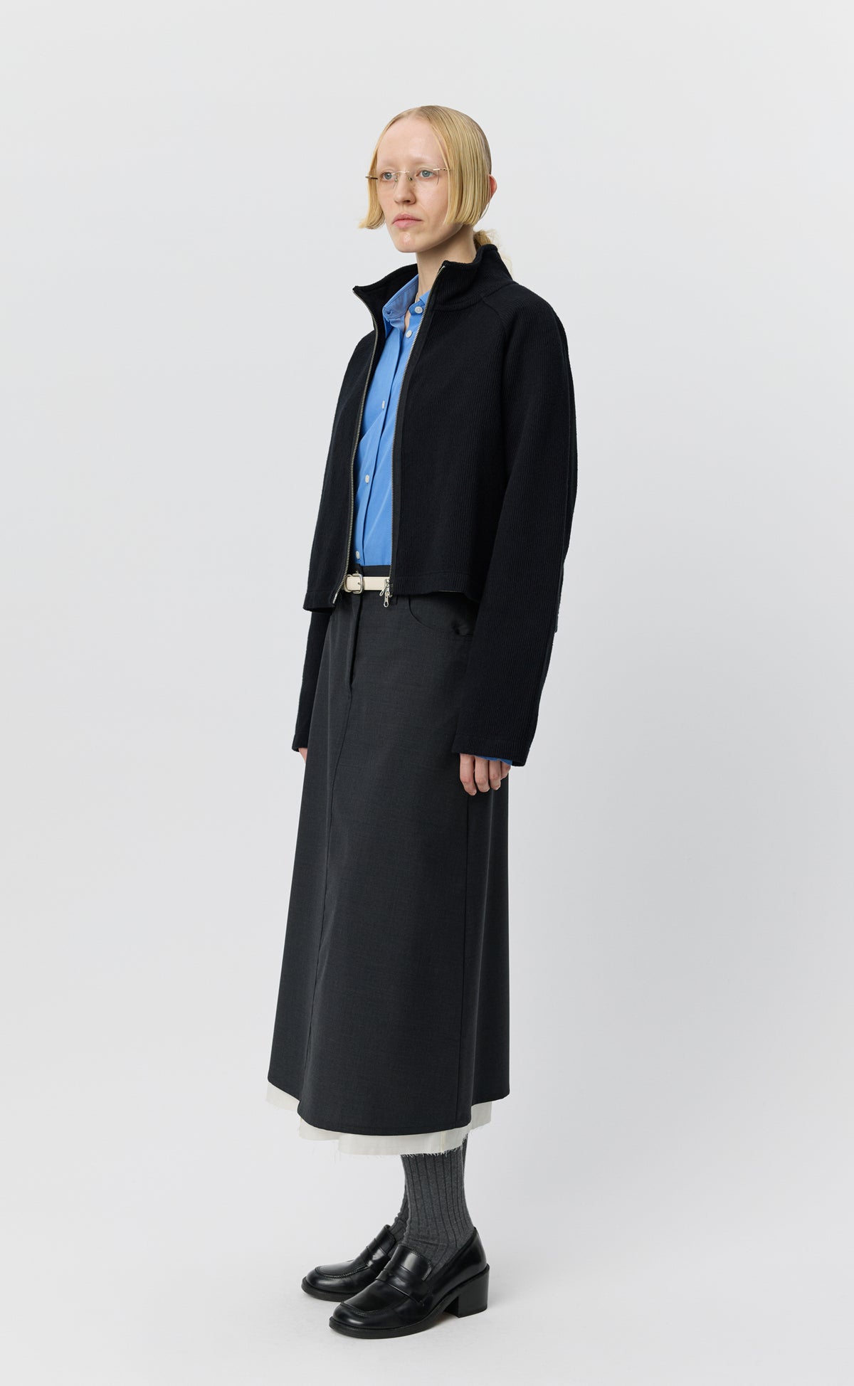 Cropped Leisure Zip Up - Black