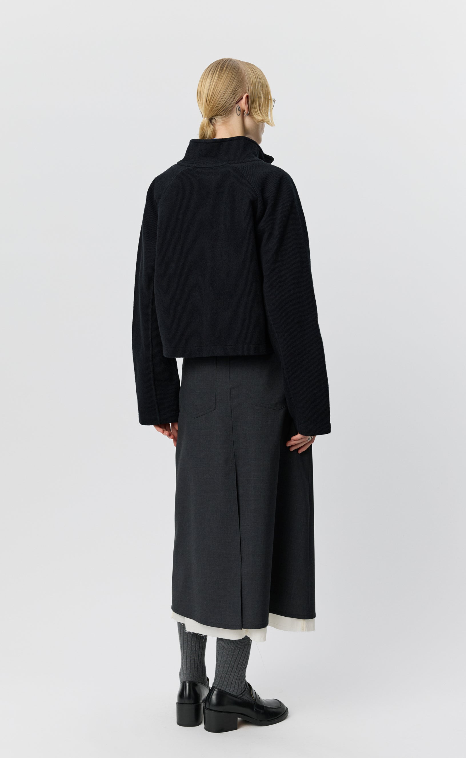 Cropped Leisure Zip Up - Black – mfpen