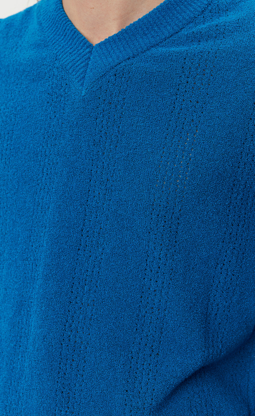 mfpen SS24 V-Neck Pullover - Tax Blue