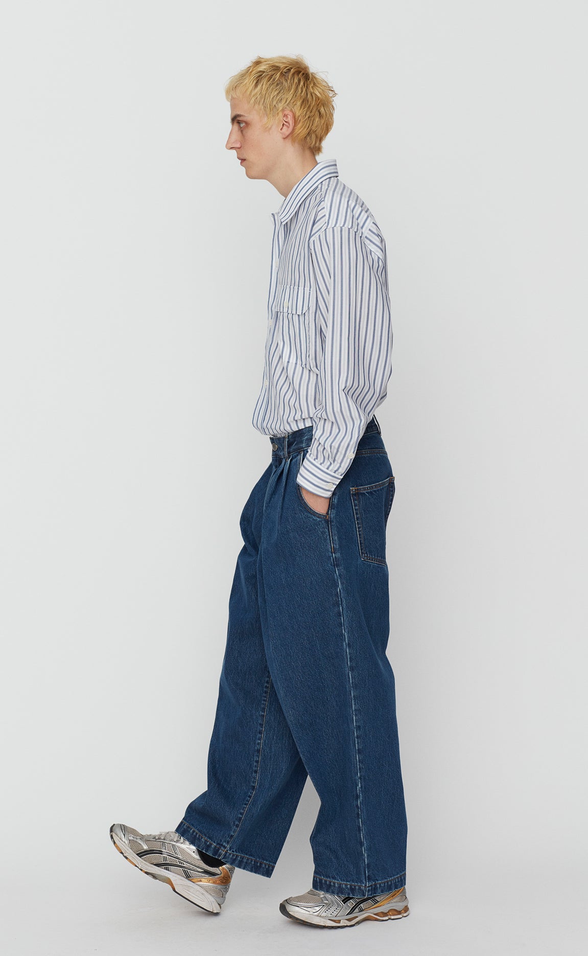 Bigger Jeans - Washed Blue