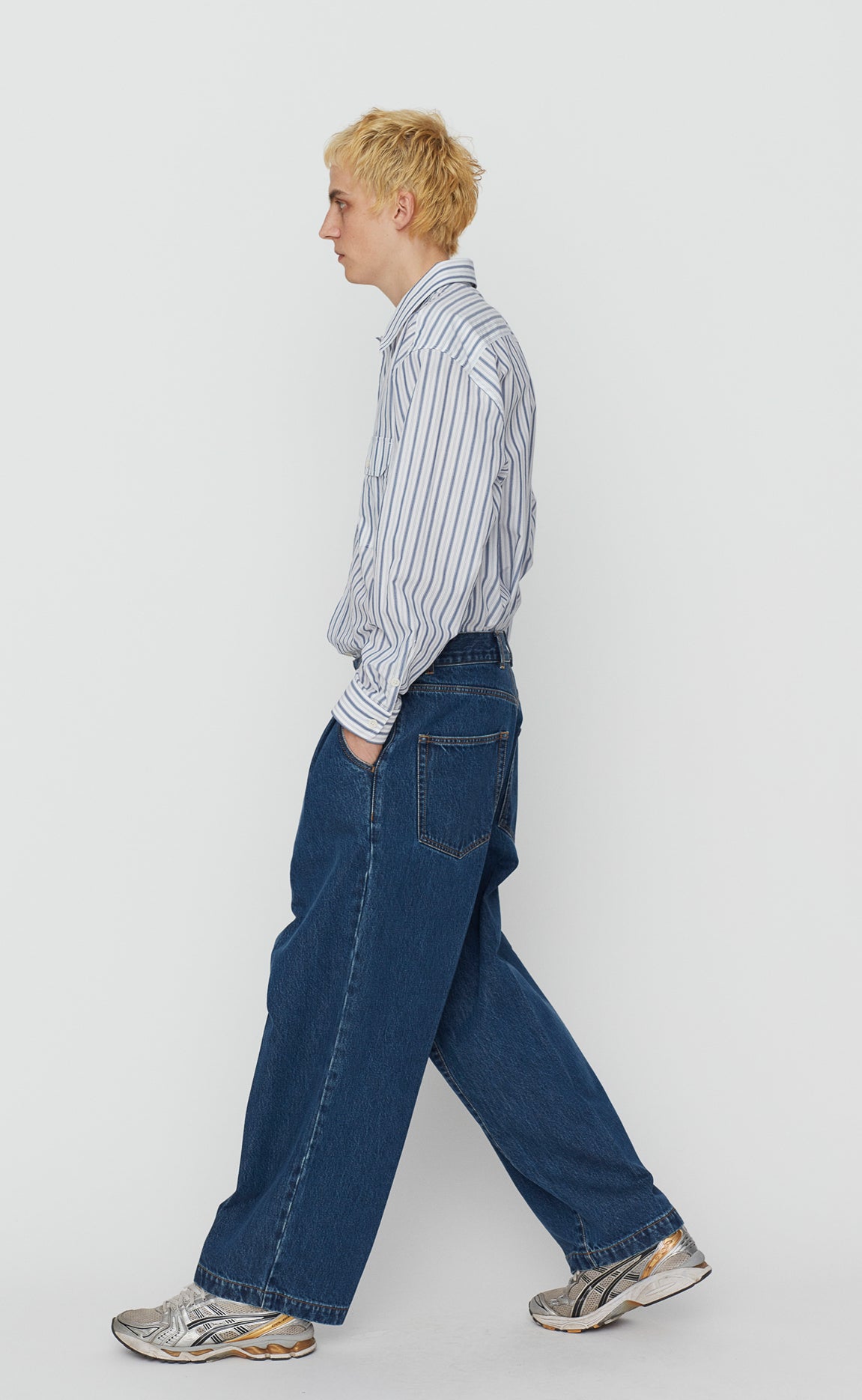 Bigger Jeans - Washed Blue
